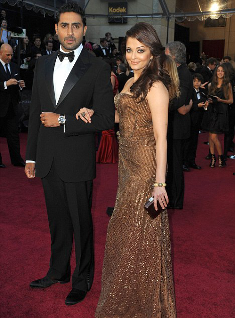 Bollywood 'super couple' Aishwarya Rai and Abhishek Bachchan expecting first baby 